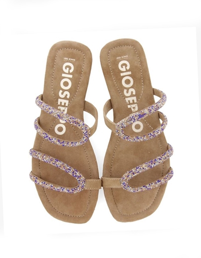 Εικόνα της Δερμάτινα σανδάλια Gioseppo με strass Πούρο