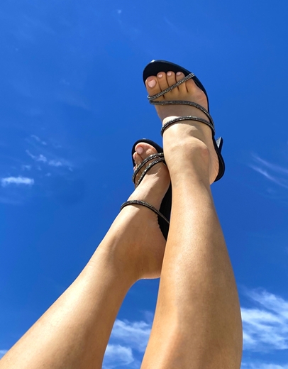 Εικόνα της Mules με λεπτό τακούνι και strass Μαύρο