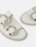 Εικόνα από Flat σανδάλια Ελληνικής κατασκευής με διακοσμητικά πετράδια Λευκό