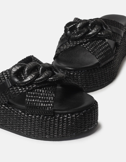 Εικόνα της Δερμάτινα flatforms Ελληνικής Κατασκευής με χιαστί σχέδιο Μαύρο