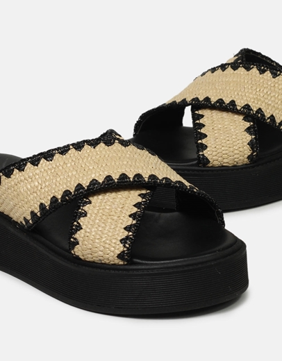 Εικόνα της Δερμάτινα flatforms Ελληνικής Κατασκευής με χιαστί φάσα Μαύρο