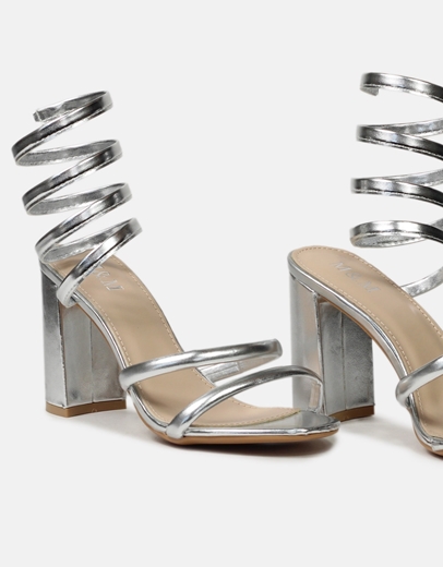 Εικόνα της Lace up πέδιλα με τετράγωνο τακούνι Ασημί