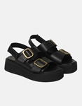 Εικόνα από Δερμάτινα σανδάλια flatforms με μεταλλικούς τοκάδες Μαύρο