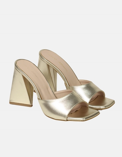 Εικόνα της Ψηλοτάκουνα mules Ελληνικής κατασκευής με ιδιαίτερο τακούνι Πλατίνα