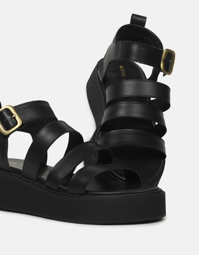 Εικόνα της Δερμάτινα flatforms Ελληνικής κατασκευής με παράλληλα λουριά Μαύρο