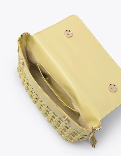 Εικόνα της Τσάντα ώμου SUNNIVA με πλεγμένες λεπτομέρειες Κίτρινο