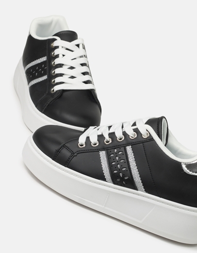 Εικόνα της Γυναικεία sneakers με διπλή σόλα και μοτίβο στο πλάι Μαύρο/Λευκό