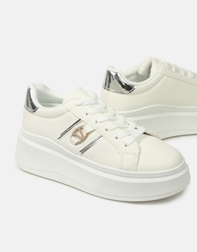 Εικόνα της Γυναικεία sneakers με διπλή σόλα και αγκράφα στο πλάι Λευκό