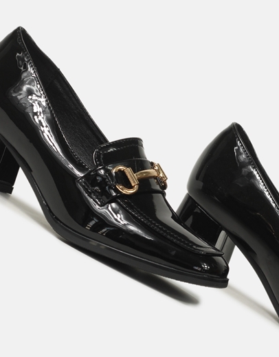 Εικόνα της Γυναικεία loafers με αγκράφα και τετράγωνο τακούνι Μαύρο