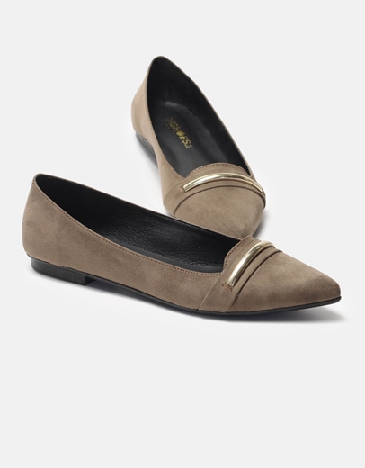 Εικόνα της Γοβάκια Ελληνικής κατασκευής με διακοσμητικό Πούρο