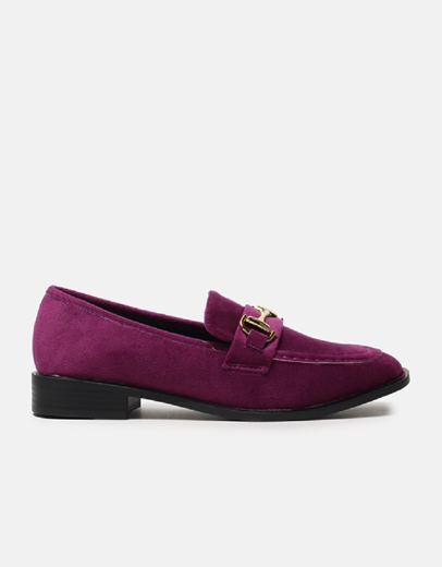 Εικόνα της Velvet flat loafers με μεταλλική αγκράφα Μωβ