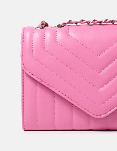 Εικόνα της Καπιτονέ τσάντα ώμου μονόχρωμη με αλυσίδα Φούξια