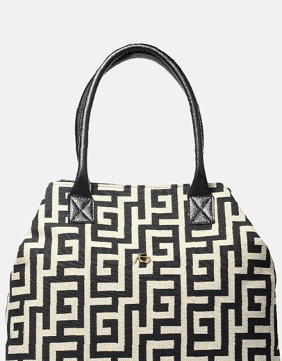 Εικόνα της Χειροποίητη τσάντα χειρός με μαίανδρο Μαύρο