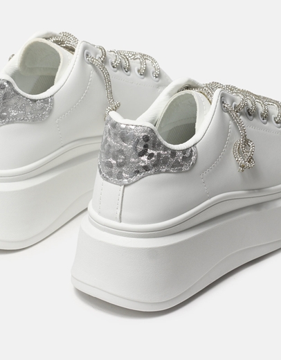 Εικόνα της Sneakers με διπλή σόλα και κορδόνια από strass Λευκό/Ασημί