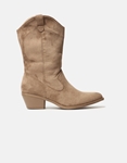 Εικόνα από Basic cowboy μονόχρωμα μποτάκια suede Πούρο