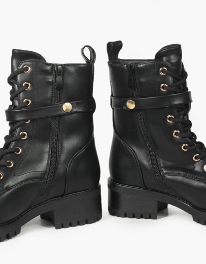 Εικόνα της Μονόχρωμα αρβυλάκια με φερμουάρ και λεπτομέρεια στο πλάι Μαύρο