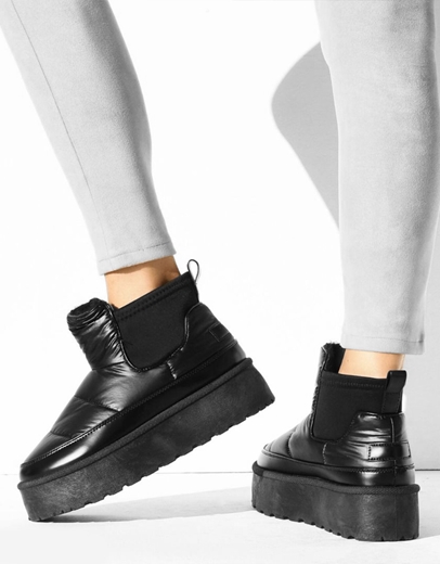 Εικόνα της Δίσολα μποτάκια αστραγάλου μονόχρωμα με λάστιχο Μαύρο