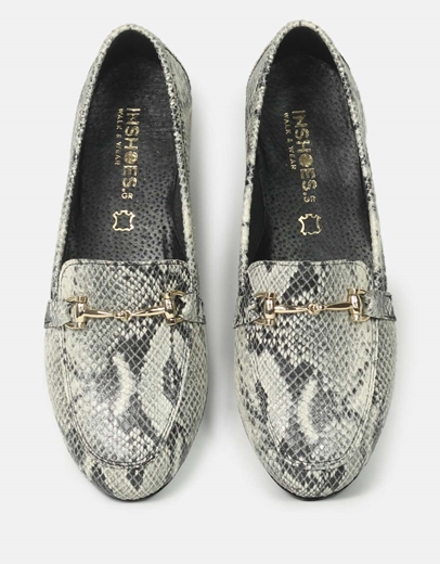 Εικόνα της Γυναικεία Loafers Ελληνικής κατασκευής με σχέδιο print Λευκό/Μαύρο