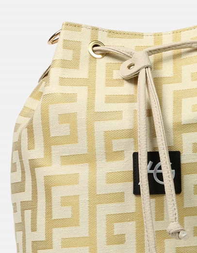 Εικόνα της Χειροποίητη τσάντα ώμου πουγκί με μαίανδρο Μπεζ/Χρυσό