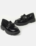 Εικόνα από Γυναικεία basic loafers σε απλή γραμμή Μαύρο