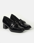 Εικόνα από Γυναικεία loafers μονόχρωμα με τακούνι και διακοσμητικό Μαύρο