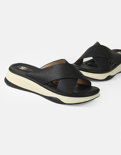Εικόνα της Comfort γυναεικεία σανδάλια με χιαστί φάσα Μαύρο