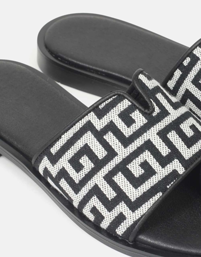 Εικόνα της Σανδάλια flat Ελληνικής κατασκευής με μοτίβο μαιάνδρου Μαύρο