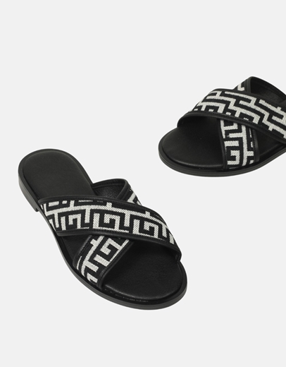 Εικόνα της Σανδάλια Ελληνικής κατασκευής χιαστί με  μοτίβο μαιάνδρου Μαύρο