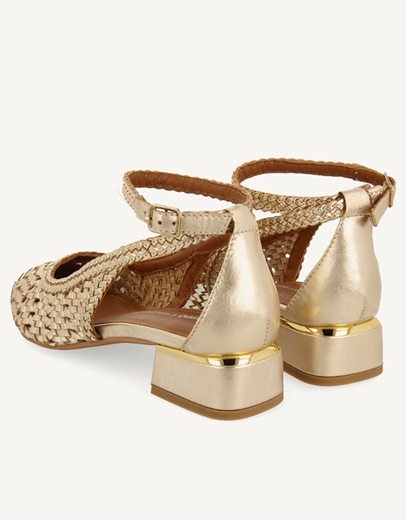 Εικόνα της Δερμάτινα γοβάκια με πλέξη και ανοίγματα Πλατίνα