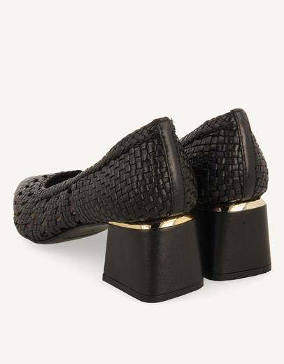 Εικόνα της Δερμάτινες γόβες με σχέδιο πλέξης Μαύρο