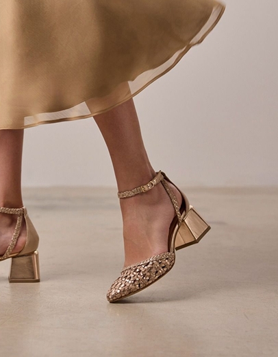 Εικόνα της Δερμάτινες γόβες δετές με σχέδιο πλέξης Μπεζ