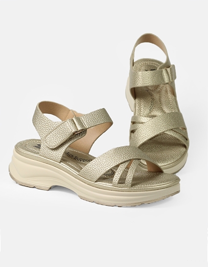 Εικόνα της Comfort γυναικεία σανδάλια δετά με λουράκι Πλατίνα