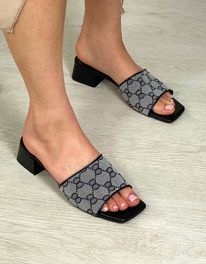 Εικόνα της Mules χαμηλά Ελληνικής κατασκευής με σχέδιο Μαύρο