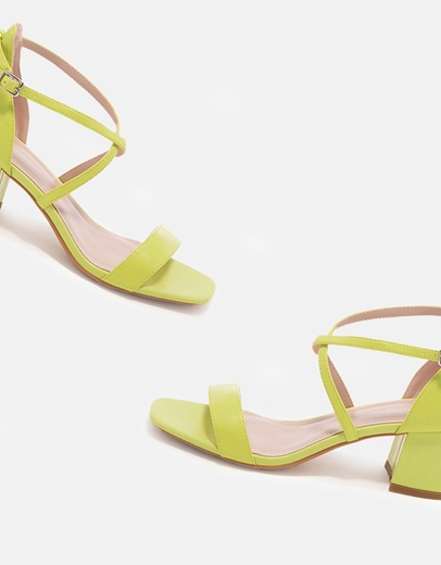 Εικόνα της Basic χαμηλά πέδιλα μονόχρωμα με χιαστί σχέδιο Πράσινο