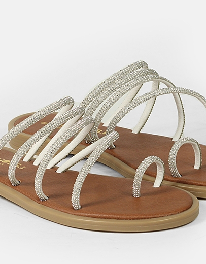 Εικόνα της Δερμάτινα σανδάλια Ελληνικής Κατασκευής με λουράκια strass Ασημί