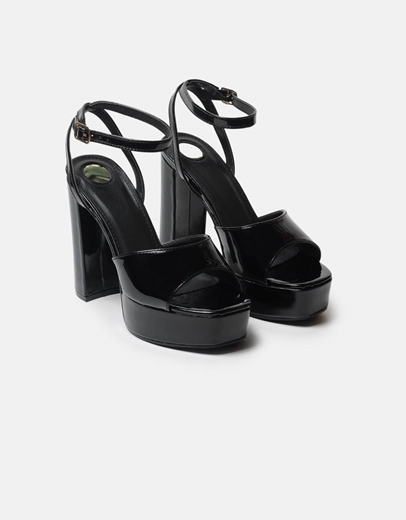 Εικόνα της Ψηλοτάκουνα μονόχρωμα πέδιλα λουστρίνι Μαύρο