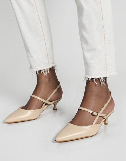 Εικόνα της Γόβες μυτερές Ελληνικής κατασκευής με λουράκι Nude