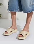 Εικόνα από Comfort γυναεικεία σανδάλια με χιαστί φάσα Μπεζ