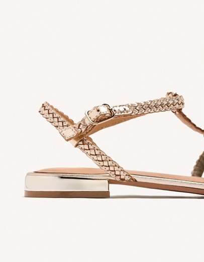 Εικόνα της Δερμάτινα σανδάλια διάτριτα με σχέδιο πλέξης Πλατίνα