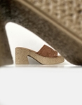 Εικόνα από Boho mules με σχέδιο πλέξης Ταμπά