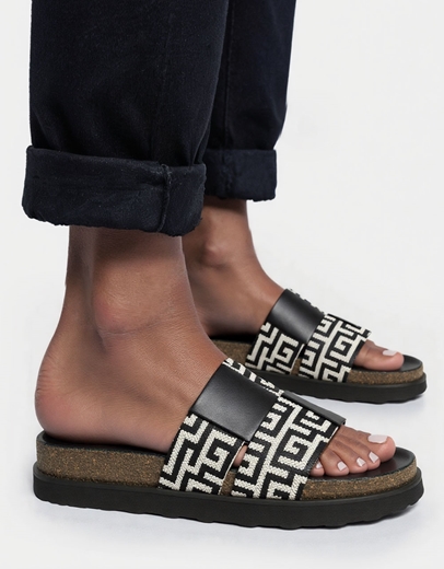 Εικόνα της Δερμάτινα σανδάλια Ελληνικής κατασκευής με φάσα Μαίανδρο Μαύρο