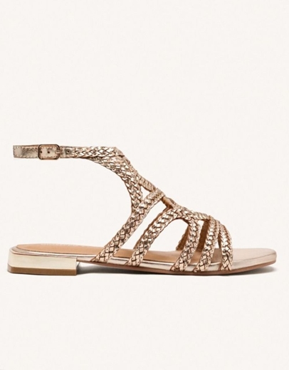 Εικόνα της Δερμάτινα σανδάλια Gioseppo με πλεκτά λουράκια Πλατίνα
