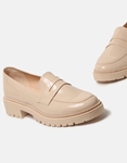 Εικόνα από Basic μονόχρωμα loafers Ελληνικής Κατασκευής με τρακτερωτή σόλα Nude