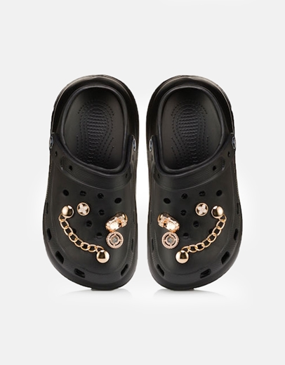 Εικόνα της Γυναικεία δίπατα σαμπό με μεταλλικά διακοσμητικά Μαύρο