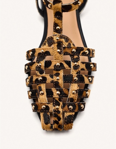 Εικόνα της Δερμάτινα σανδάλια διάτριτα με σχέδιο print Λεοπάρ