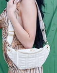Εικόνα από Crossbody τσαντάκι με μοτίβο μαιάνδρου Λευκό