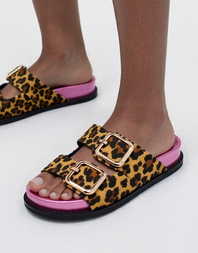 Εικόνα της Δερμάτινα σανδάλια με διχρωμία και σχέδιο print Λεοπάρ