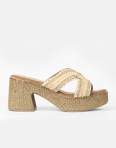 Εικόνα της Boho mules με χιαστί σχέδιο και ραφές Μπεζ