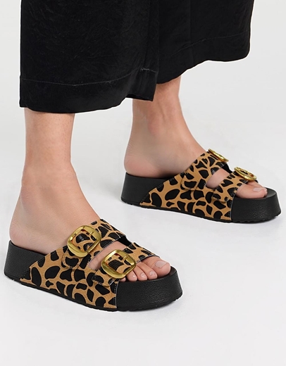 Εικόνα της Δερμάτινα Σανδάλια Animal print Ελληνικής κατασκευής Λεοπάρ