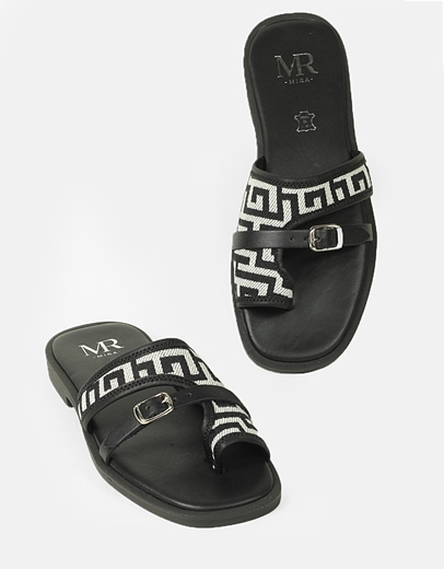 Εικόνα της Δερμάτινα σανδάλια Ελληνικής κατασκευής με μοτίβο Μαιάνδρου Μαύρο